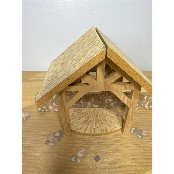 NIB Hallmark Mini Merry Miniatures Nativity Stable - Picture 2 of 12